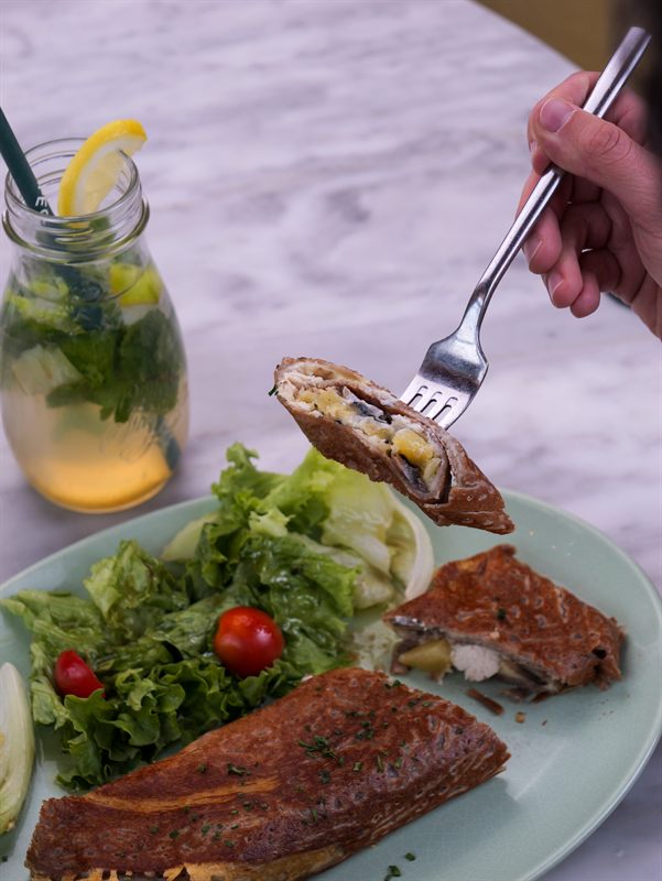 Dessert gourmand servi chez Crêpe Touch