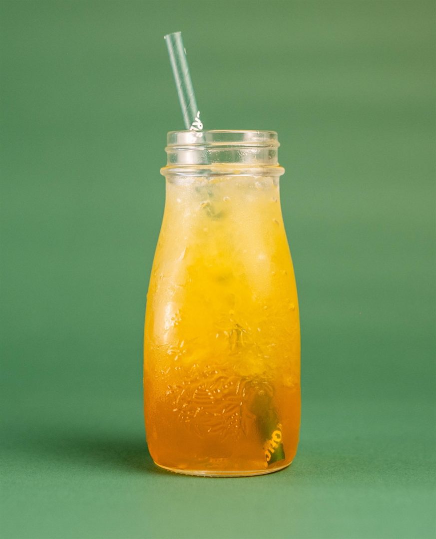 Cocktail Sunset en terrasse au Chamblyrama